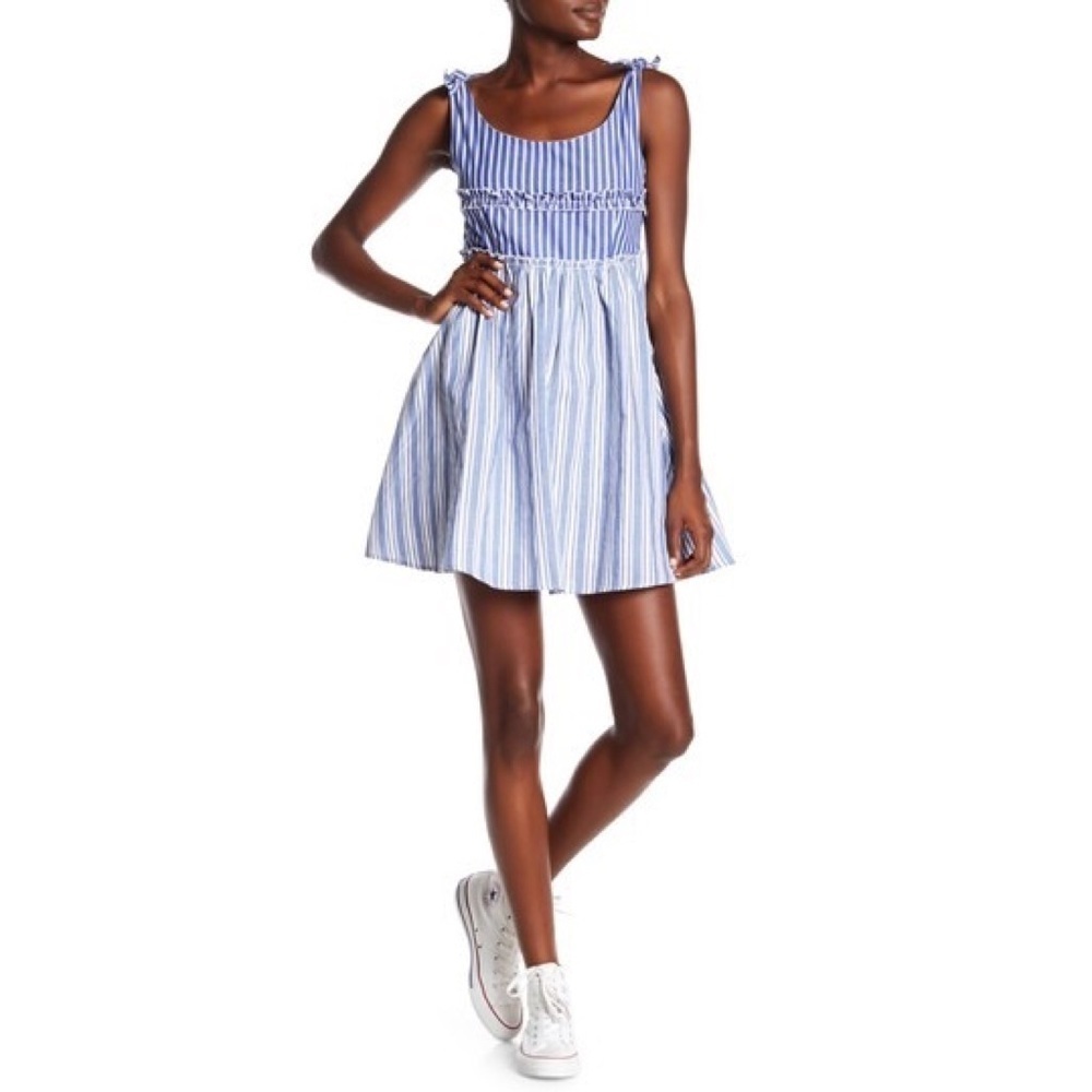 Romeo & Juliet Couture Striped Scoop Neck Dress Small